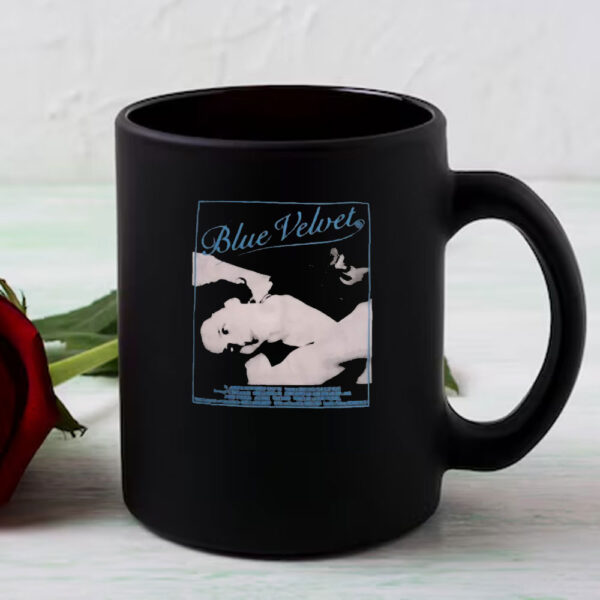 Blue Velvet David Lynch Dennis Hopper Movie Criterion Twin Peaks Creator Avant-Garde 100% Cotton Boxy Mug